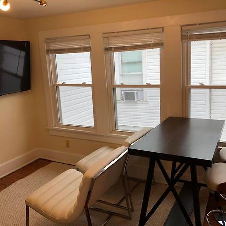 The Yellow Door 3-Bedroom Downtown Near Vt&Ru Radford Exteriér fotografie